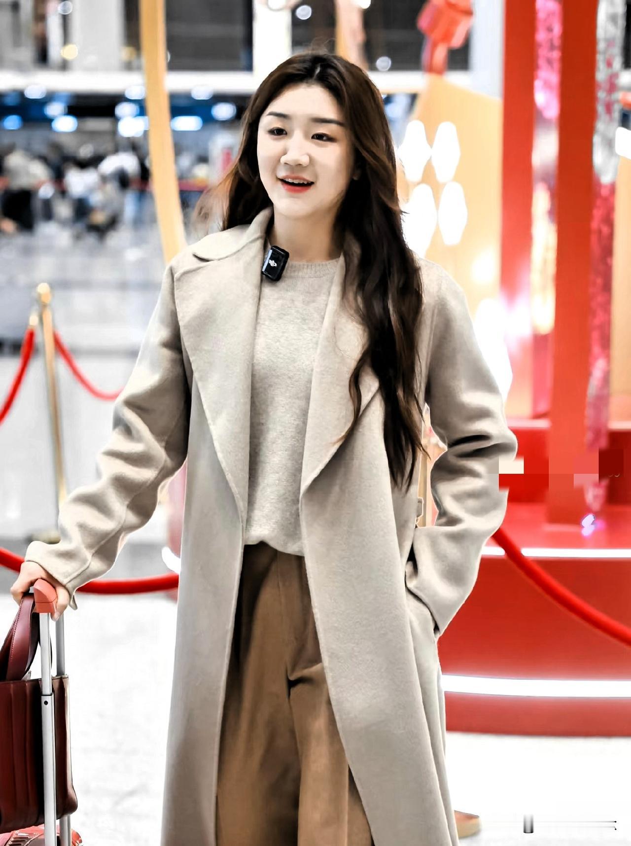 陈梦31岁了，一直没婚，这是什么原因呢？陈梦是世界冠军，长得也不错，家里的条