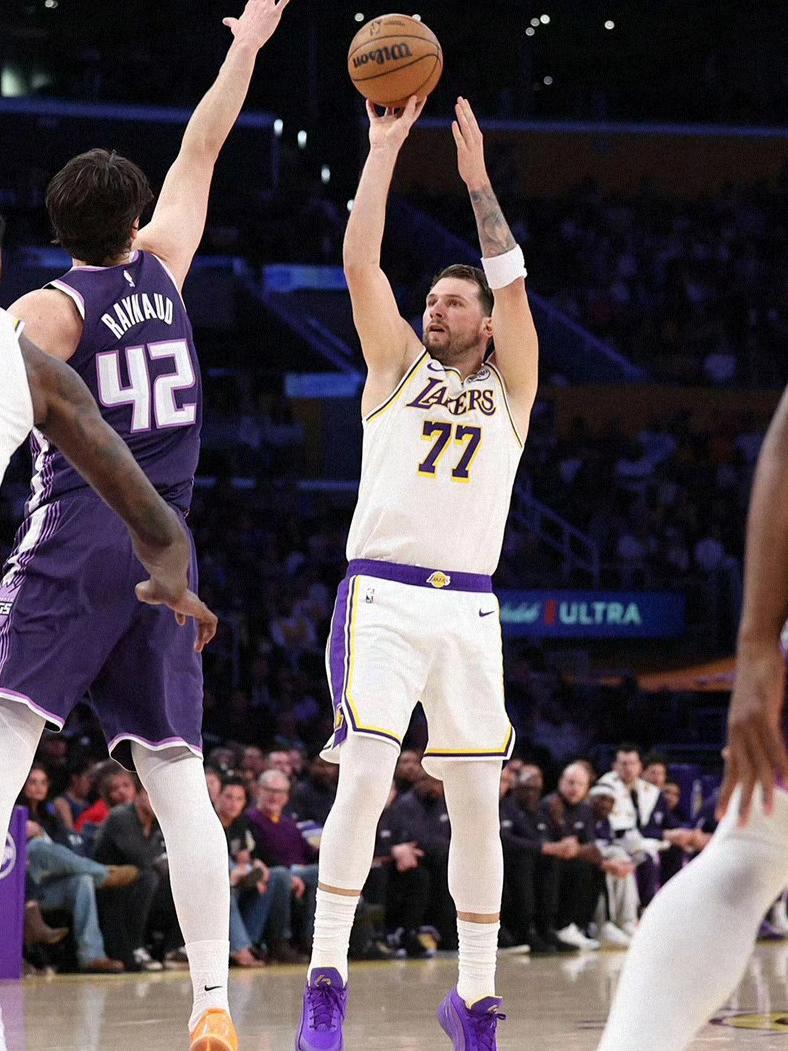 NBA西部最新排名！湖人24分大胜，稳住前六！快船重回第九，森林狼反超掘金！