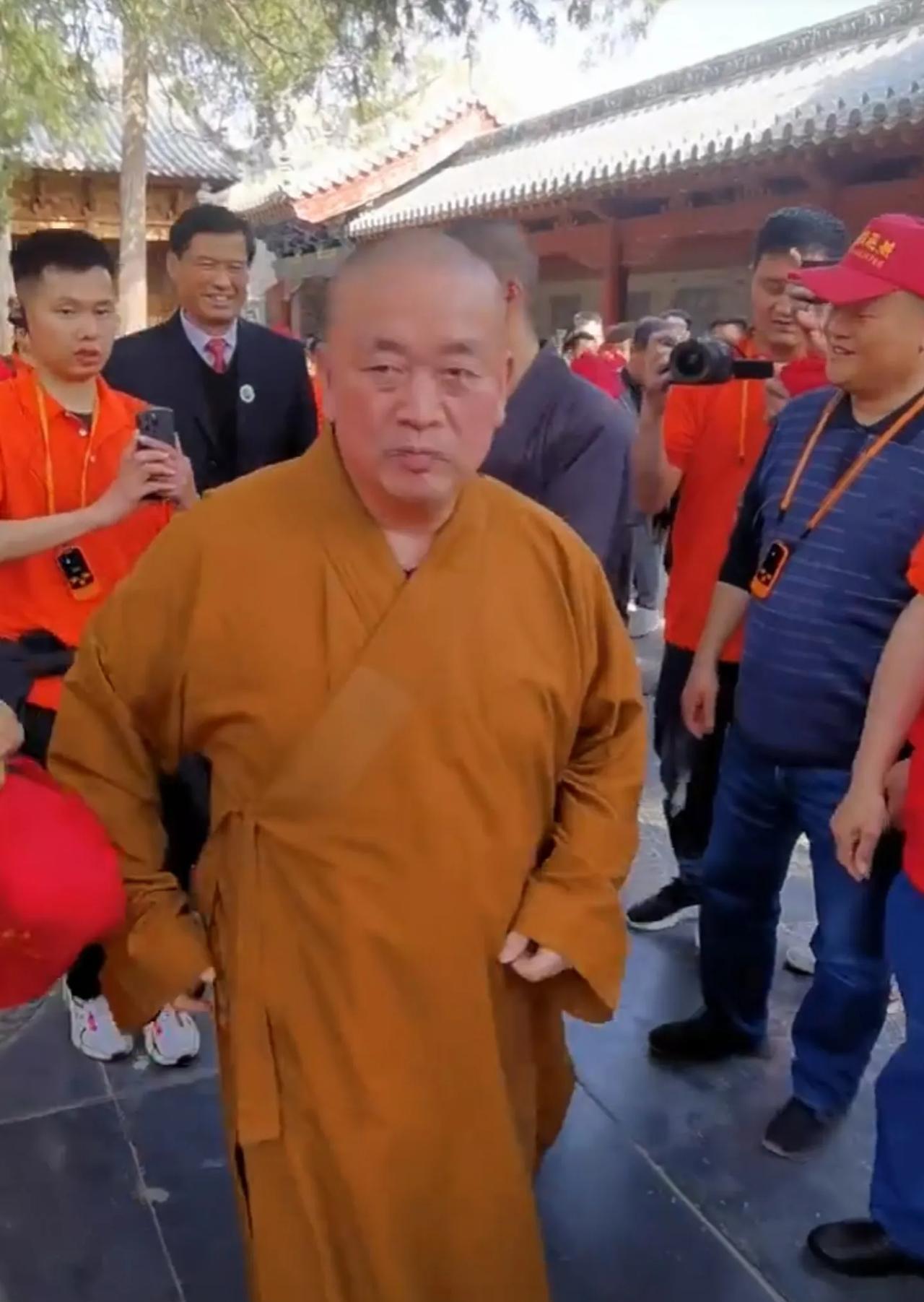 本以为少林寺就已经是顶天了。没想到在赚钱方面还有比少林寺更厉害的！与网友分享