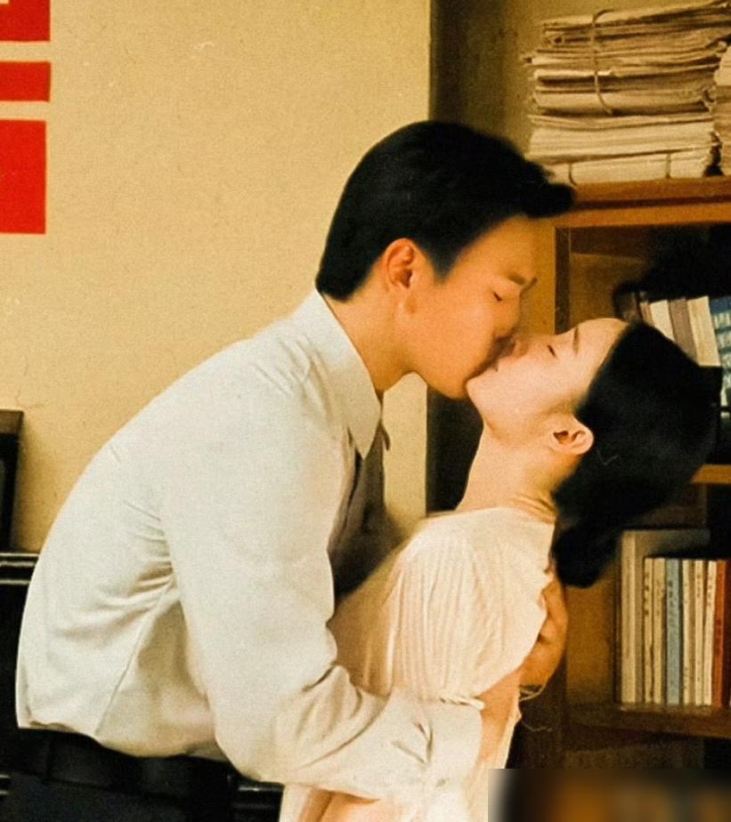 郭晓婷和王天辰，明明把“悬崖勒马的战栗”演成了成年人天花板，结果呢？出道二十年，