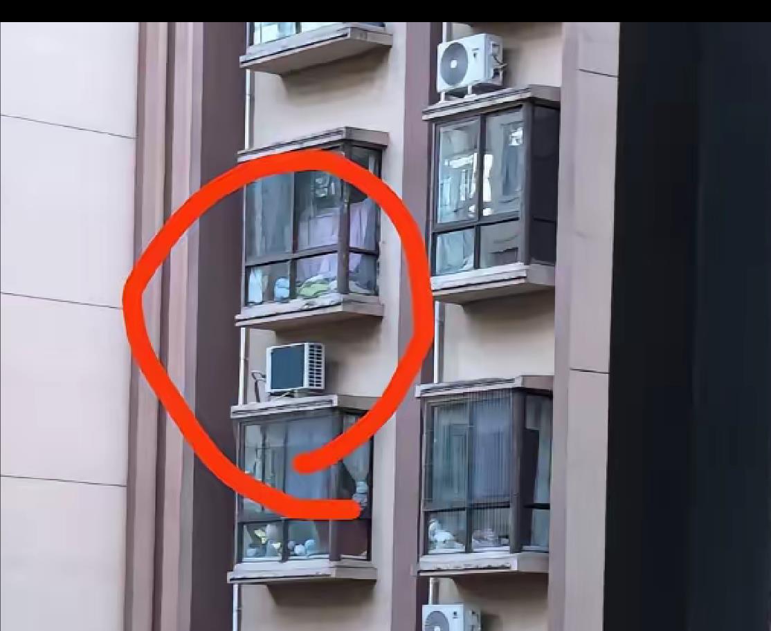 空调师傅是不是装反了，果然高手在民间啊