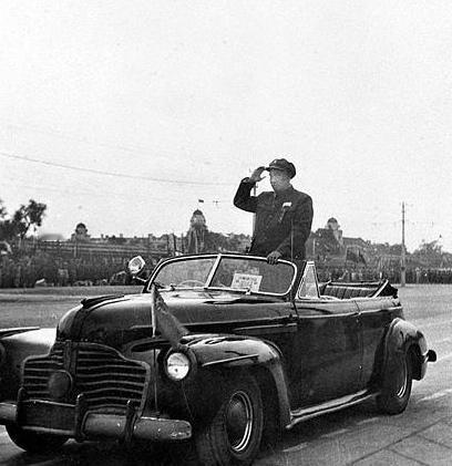 1949年开国大典前，聂荣臻发表了这样一段讲话：“我要向大家发布一道死命令：正