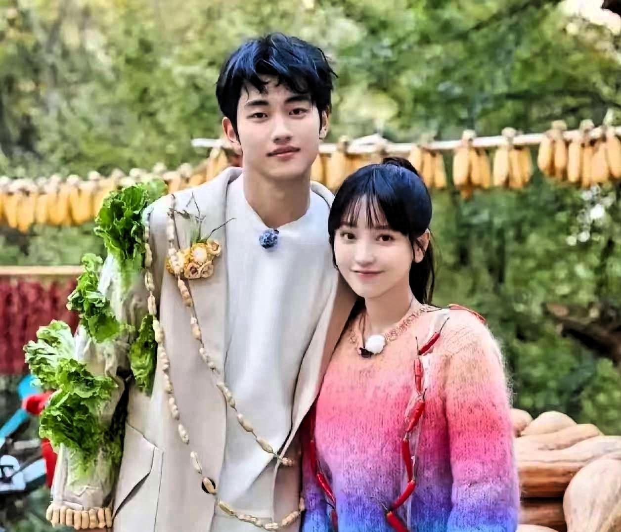 看到金莎被求婚的消息我去问我朋友，金莎都42岁了，还能生孩子吗？我朋友白了我一