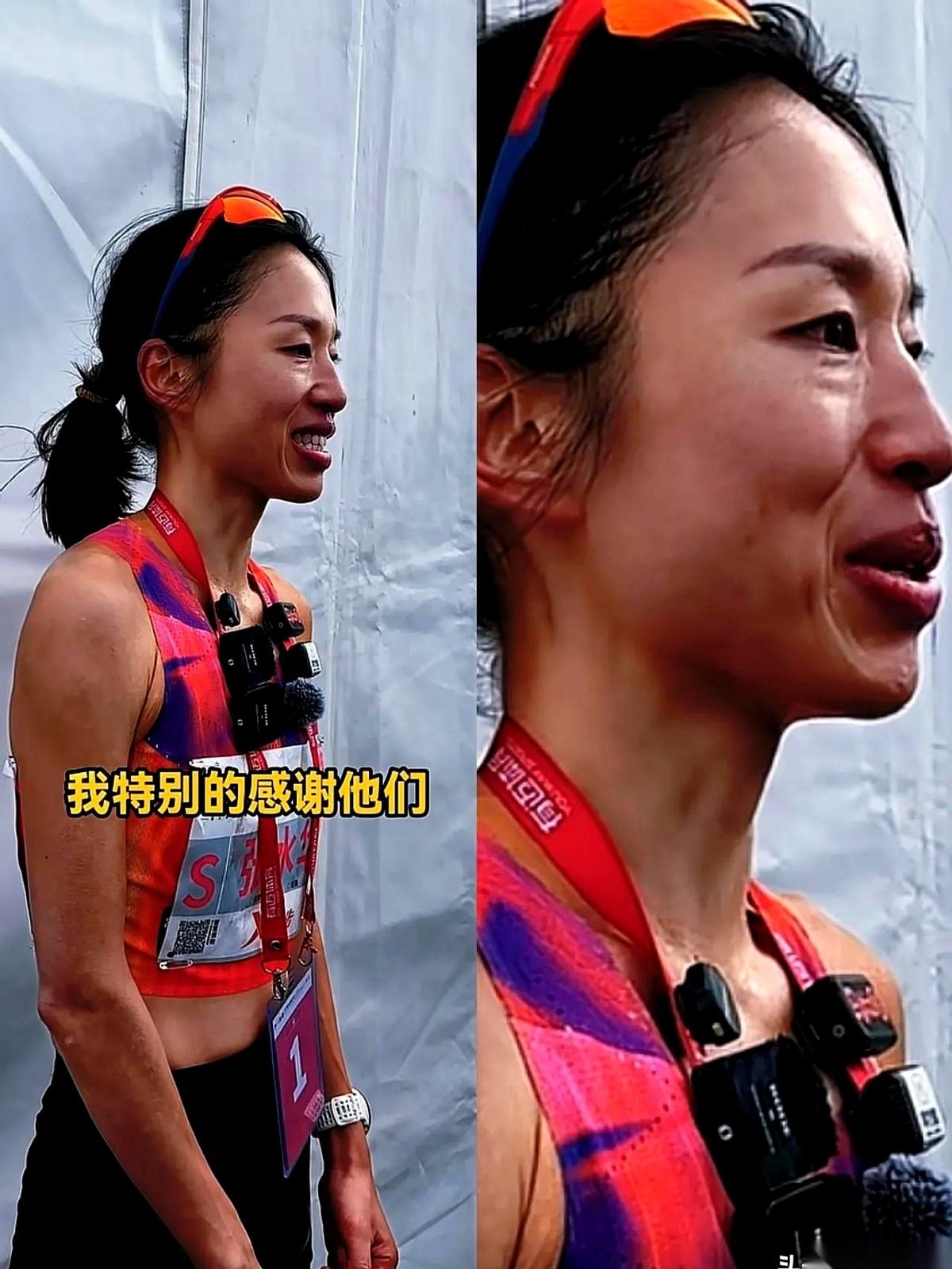 你同事找你换个班，说周末有点事。你寻思，行吧，谁还没点事呢。结果一扭头，人家