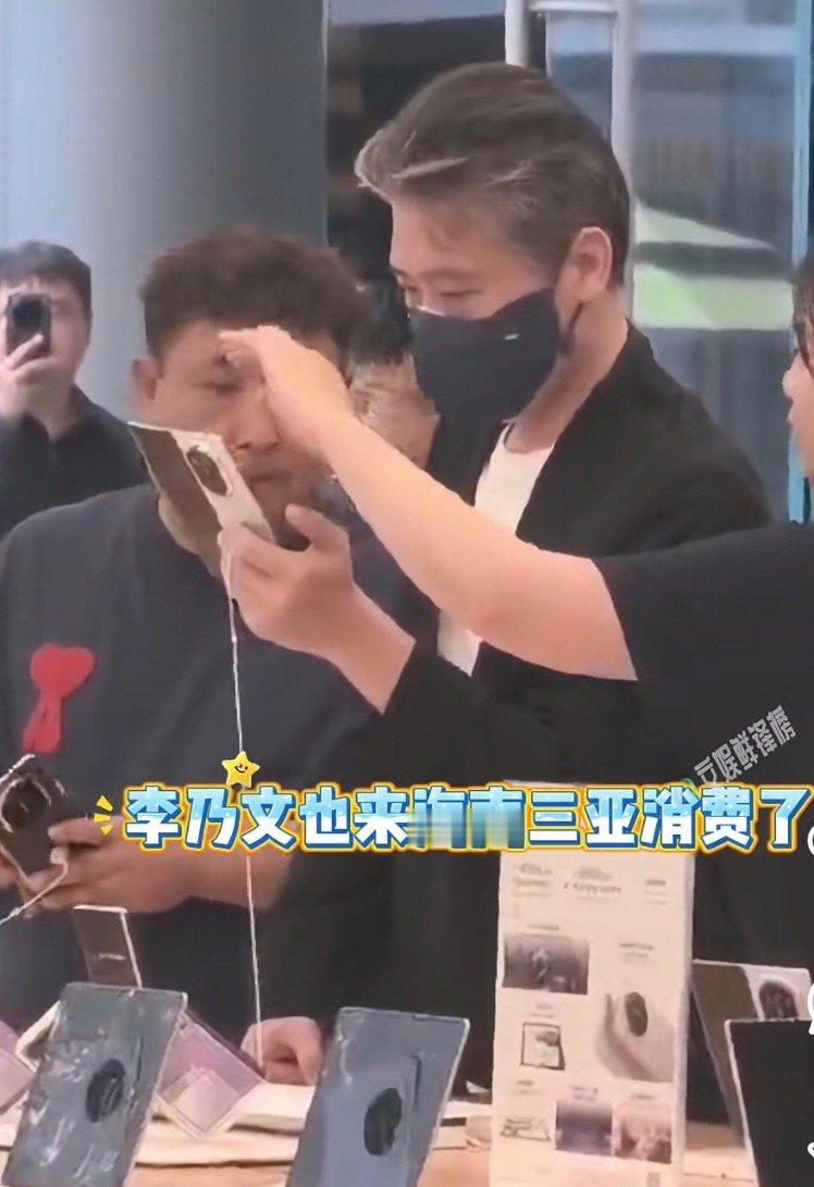 为什么越来越多明星买华为？不是说苹果是生活吗？