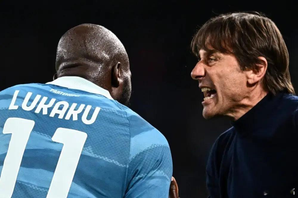 切尔西小胜鱼腩帕福斯之后，记者马上就问罗森尼尔对欧冠小联赛最后一轮踢那不勒斯怎