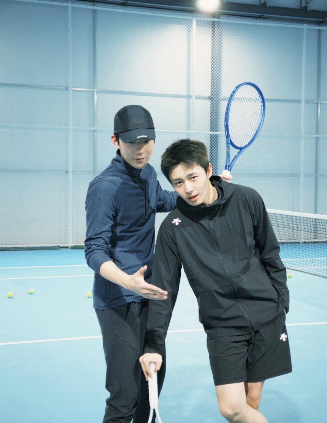 这也太青春，太男大了吧翟子路下次一起出来打球吧