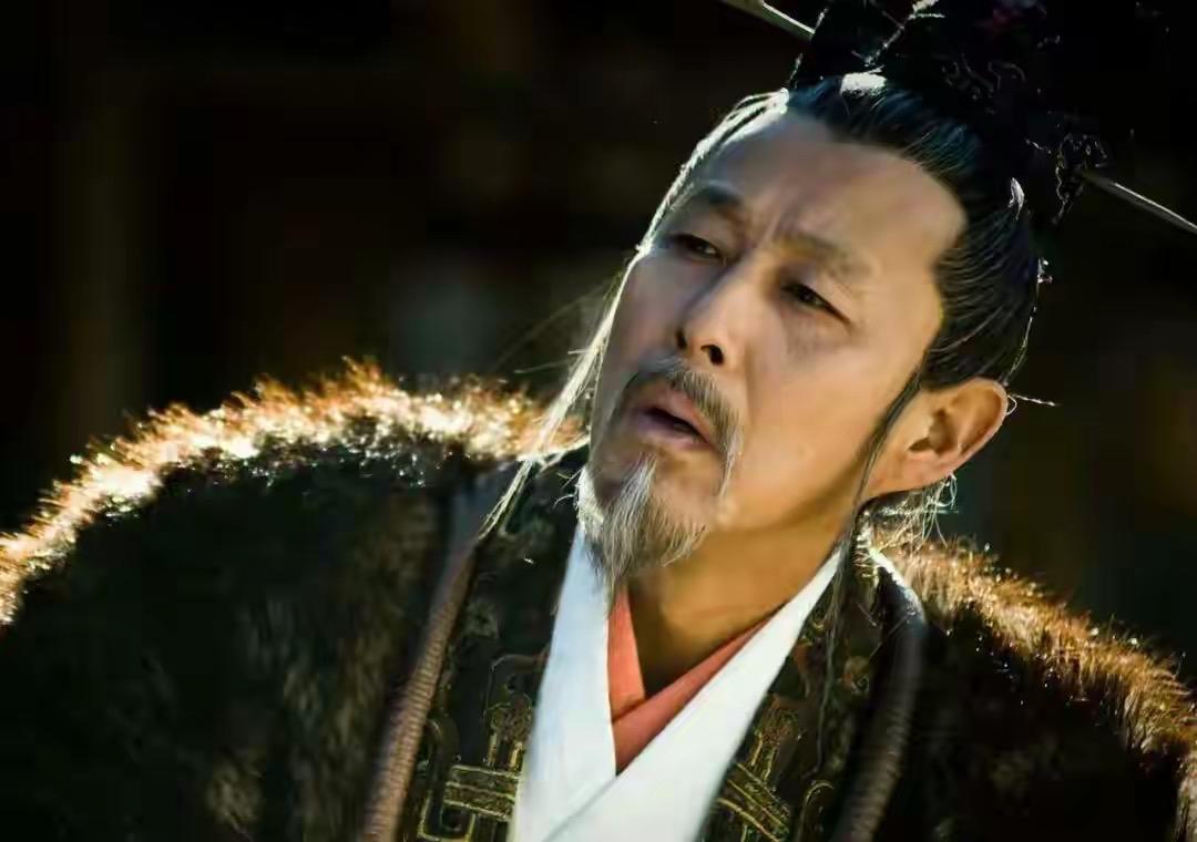 曹操比李世民朱元璋刘邦差哪了，为什么不能一统天下？差在曹操太菜，相比刘邦李世