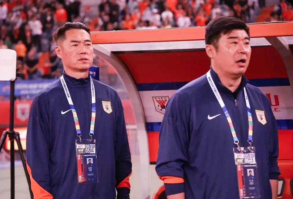 “韩宿”组合的下课能改变泰山队现状吗？泰山俱乐部已官宣，名义主教练宿茂臻与实际战