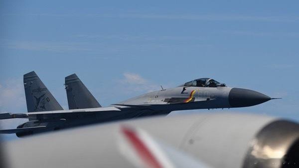 中日军机之间发生了什么2025年12月6日下午，西太平洋宫古海峡以东海域，中国