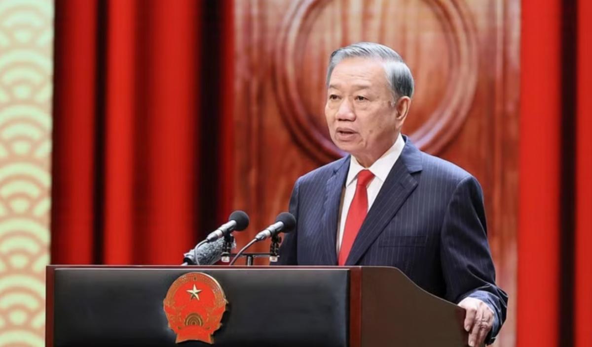 9月2日越南国庆日，河内陆续收到中美俄等多国贺电。但唯独美国总统特朗普的贺词，被