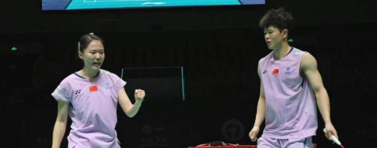 朱一珺/李茜下轮对阵新科全英赛冠军!新科全英公开赛女双冠军刘圣书谭宁在瑞士羽毛
