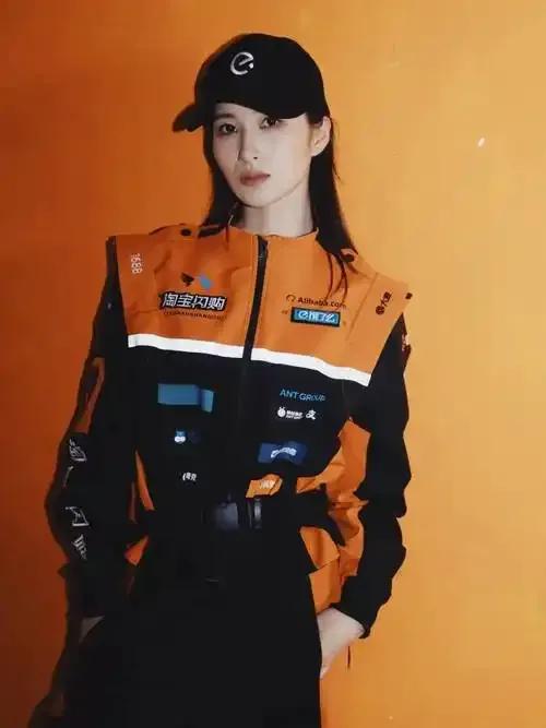 京东和美团大战，被淘宝偷家！11月3日，阿里大动作，饿了么APP正式更名为淘宝