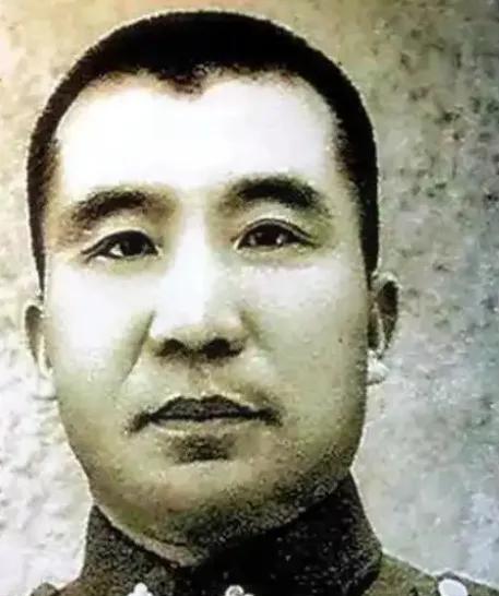 1946年，74军整编后，曾经担任过该军副军长的李天霞认为，他应该是整编74师的