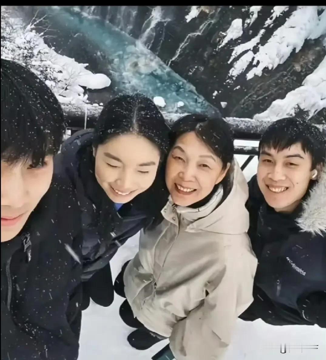 杜建英为宗庆后生了孩子，结果是在宗老去世后为了争夺财产曝出来的，这没名没分跟着宗