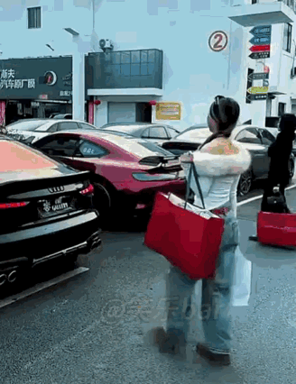 事实证明，人工的，永远就是高级一点。
