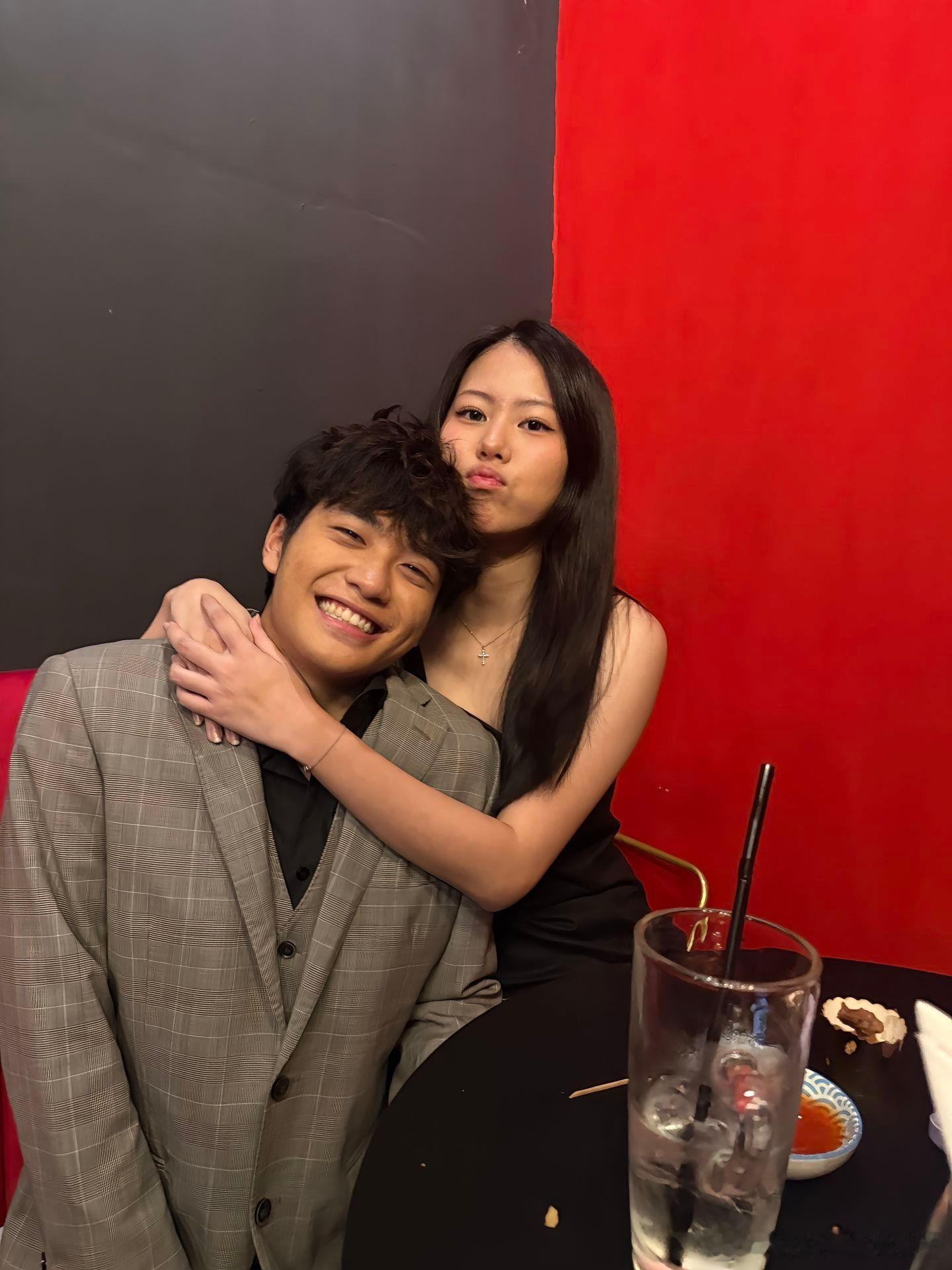 曹格儿子为女友庆生曹格儿子Joe为女友庆生曹格儿子Joe为女友庆生