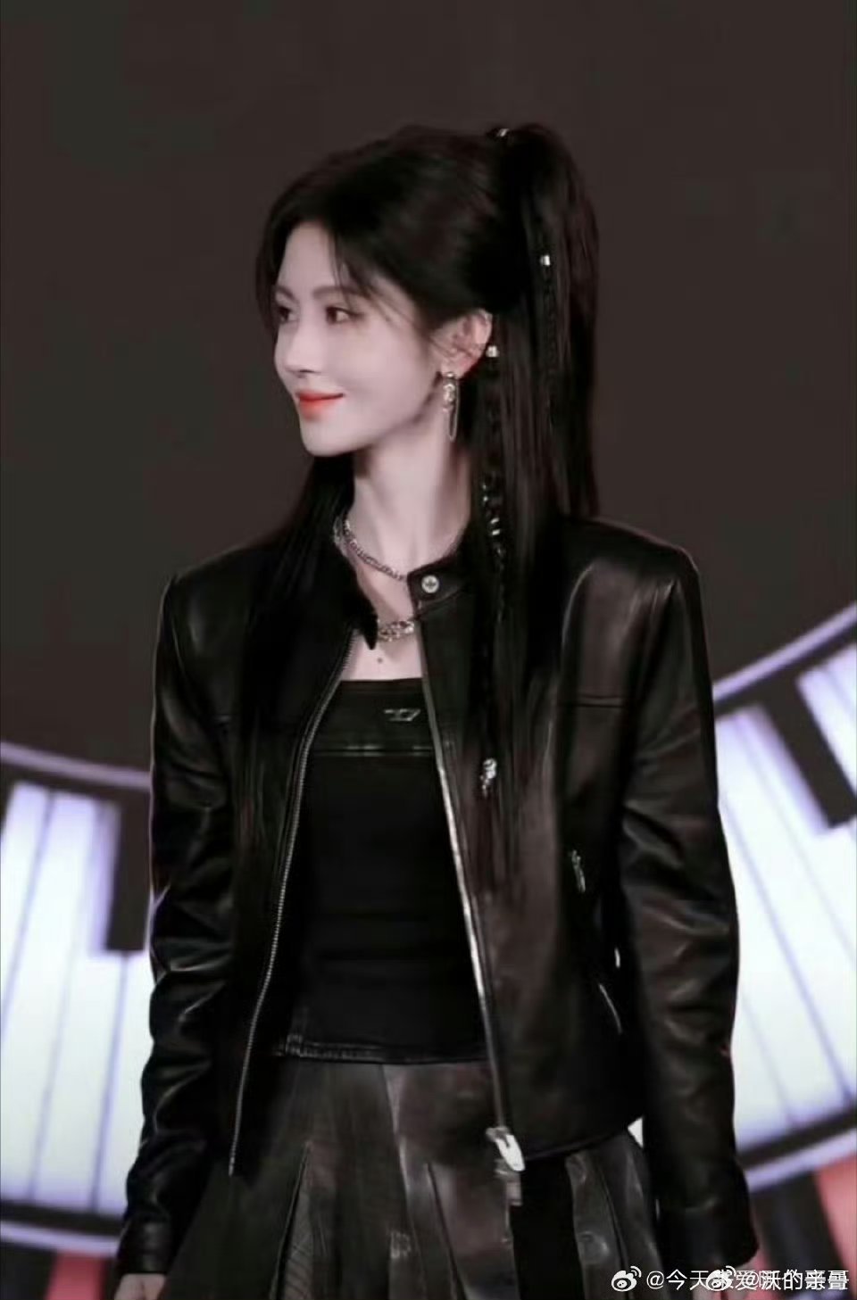这款鼻子真的突兀了点​​​