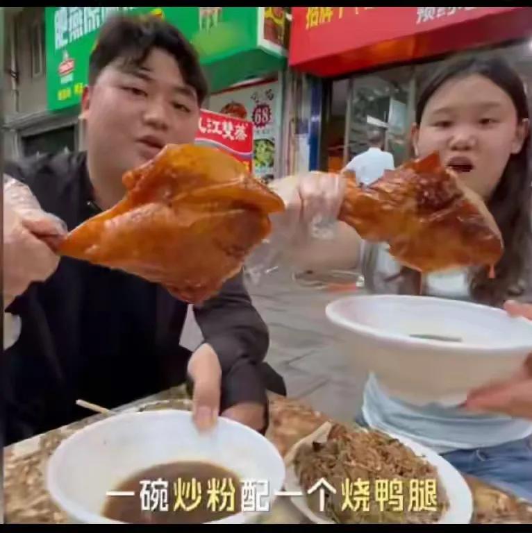 张家齐的胃口有点被全进华带偏了，自己是女运动员，就算不跳水了，需要出现在镜头前，