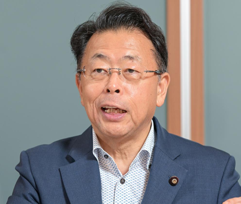 高市早苗原想在台湾问题上接着装傻充愣、蒙混过关，没成想倒被自家盟友当众撕了伪装。