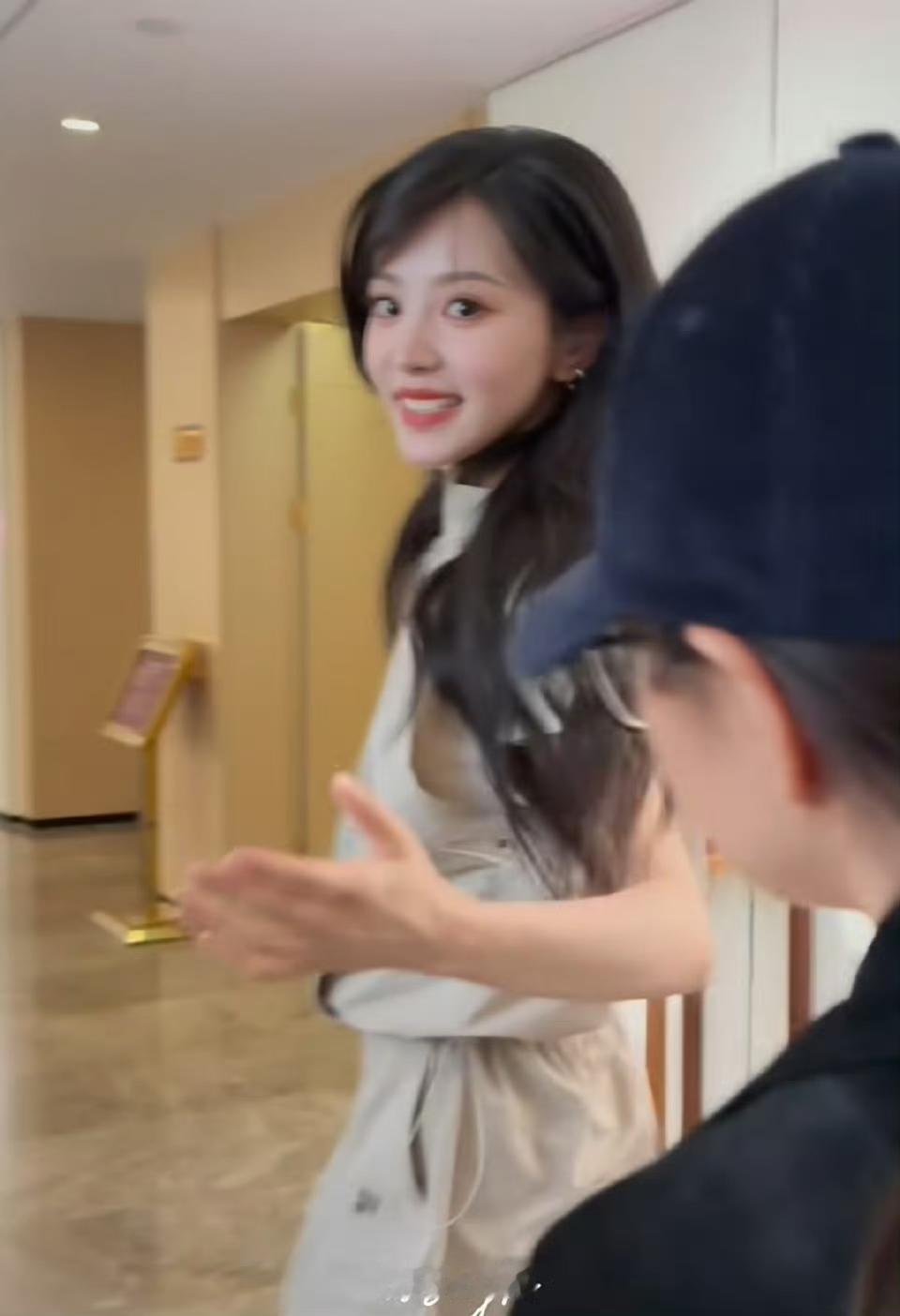 田曦薇🍬我们宇宙甜心小田😘～
