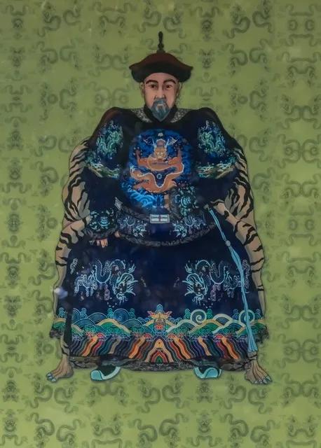 吴三桂真是缺乏远见，在云南待了那么久，手握十多万精兵，这时候如果南下东南亚，攻下