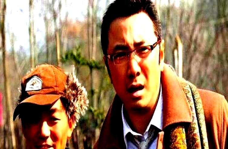 徐峥低头按计算器，一算，16亿票房得分王宝强1.6个亿！这笔账，他觉得不划算