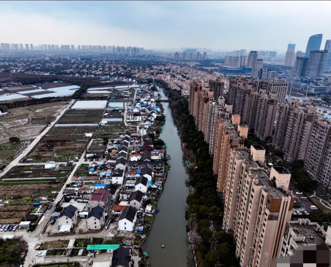 左上海，右苏州，哪个更有钱呢？