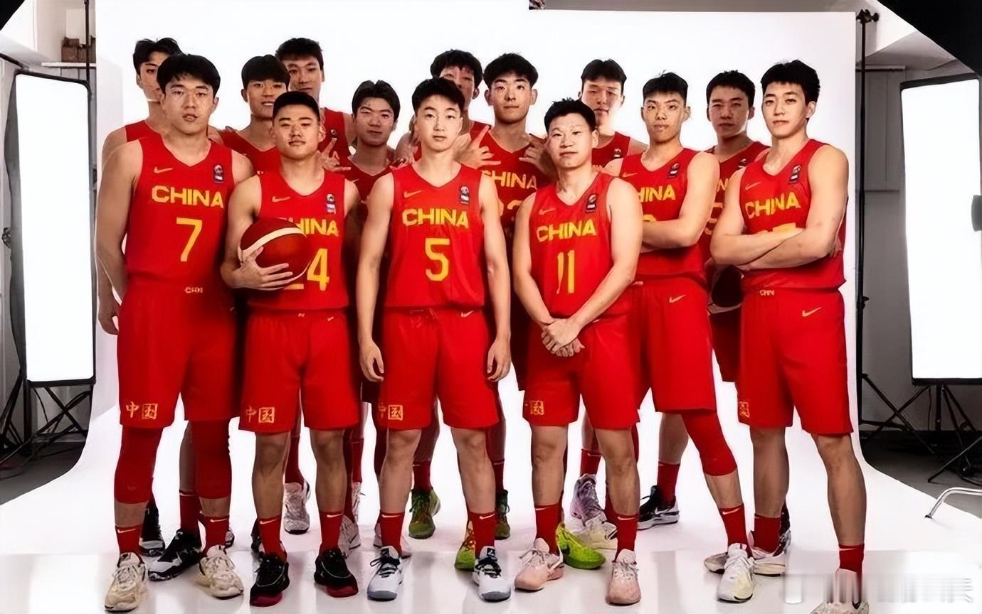 中国男篮过去10年的失败的原因之一就是人才断层，且球员缺乏高水平国际大赛历练！2017年U19世界杯