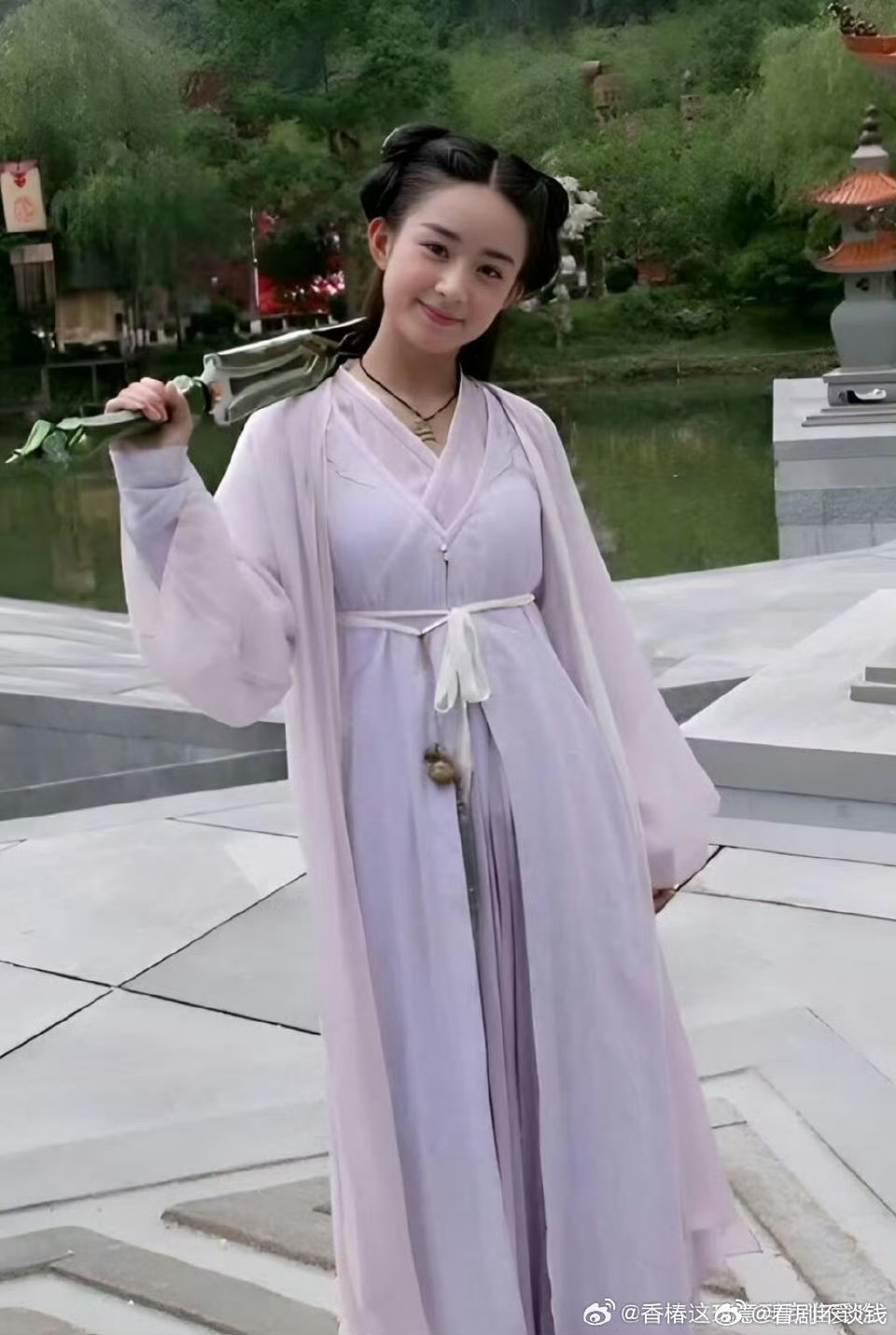 10年前演花千骨的赵丽颖​真是个白白净净的糯米团子[