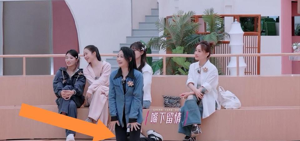 曹颖这次有点崩溃，全网都知道了？天呀，绝了？哎呀，就是……VaVa:就是