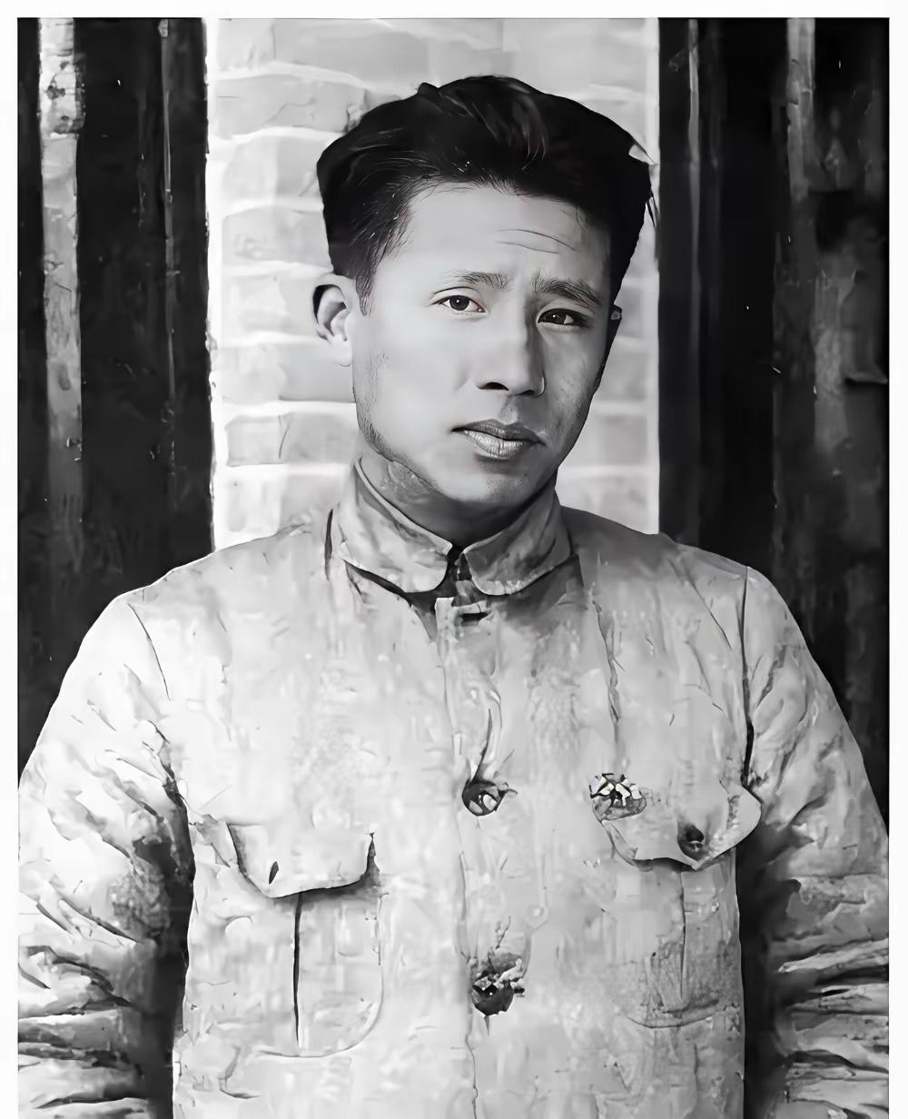 1933年，廖承志被捕，在狱中，他看到了同样被捕的陈赓，就对陈赓说：“我有办法救