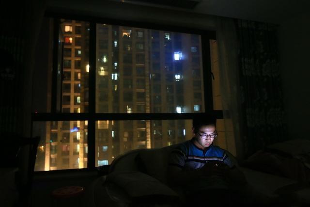 世界公认的这7种危险行为, 每做一条都能让你折寿10年! 你知道吗?