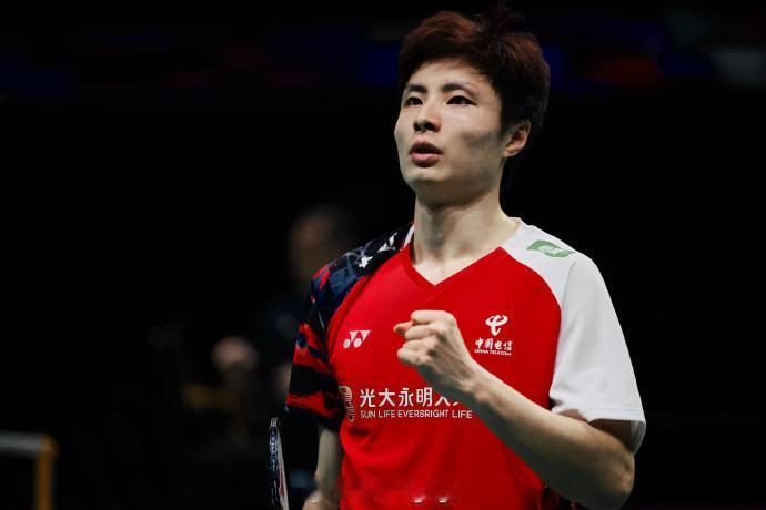 为什么说石宇奇是团体赛的战神提起石宇奇，羽坛公认的标签就是团体赛战神，这位国