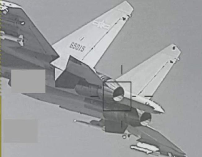 台海发生海空对峙！台军F-16V紧急升空，跟拍歼-16战斗机据岛内媒体报道，5
