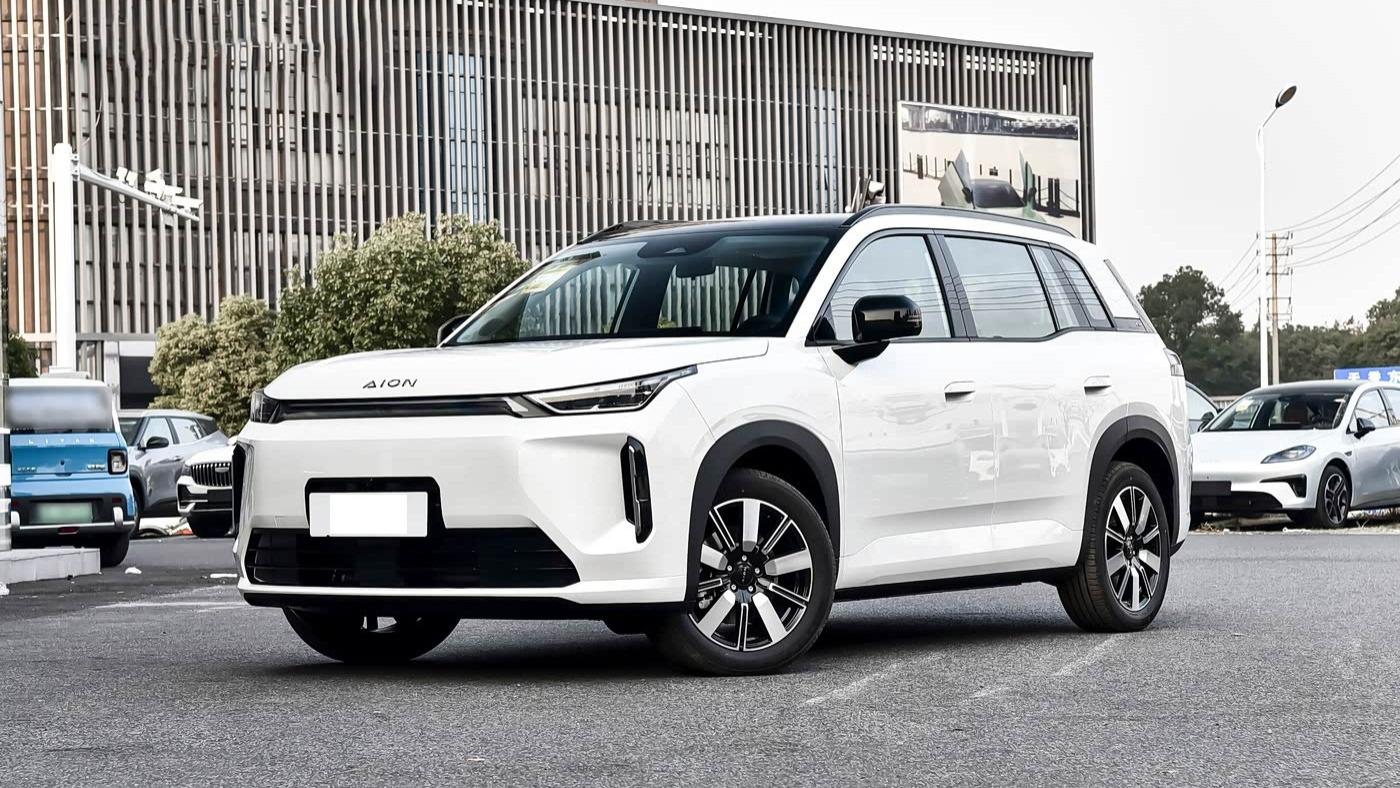 埃安爆款SUV AION i60:11万级双动力旗舰,650km纯电续航震撼登场