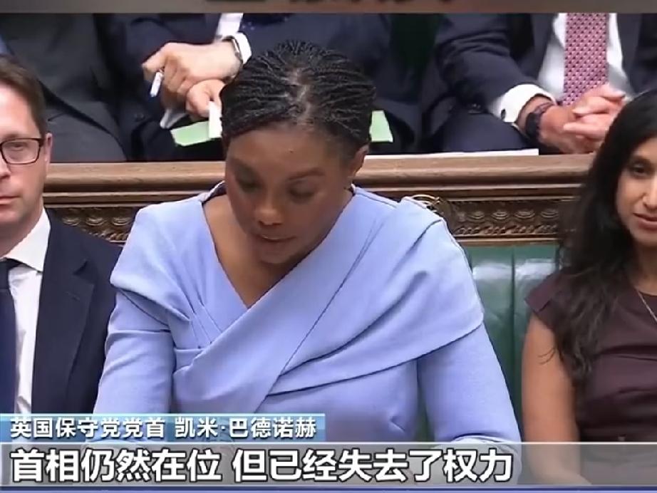 【英国政坛怎么了】英国政坛天翻地覆据参考消息，一场翻天覆地的变化已经彻底改变了英