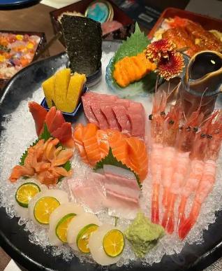为什么只有中国饮食，没有像日本韩国那样被西化？这么说吧，老祖宗的锅铲比核弹头还难