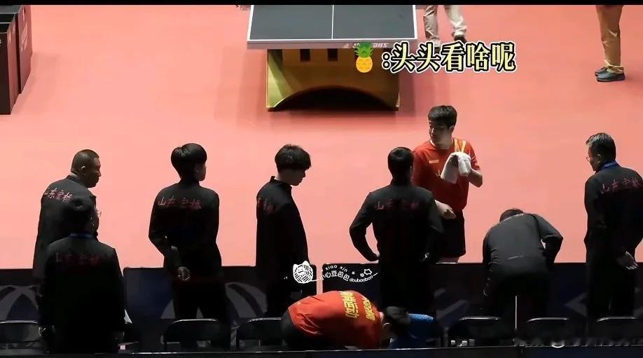 梁甜甜：看啥呢大头？头：看你家妹[捂脸哭]甜甜：最终还是我错付了！楚王妃！有没有