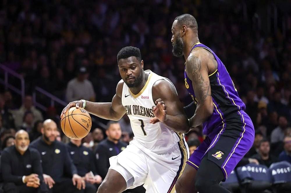 湖人赢了，但赛后被点名表扬的，不是东契奇，也不是詹姆斯。第四节一度落后8分，