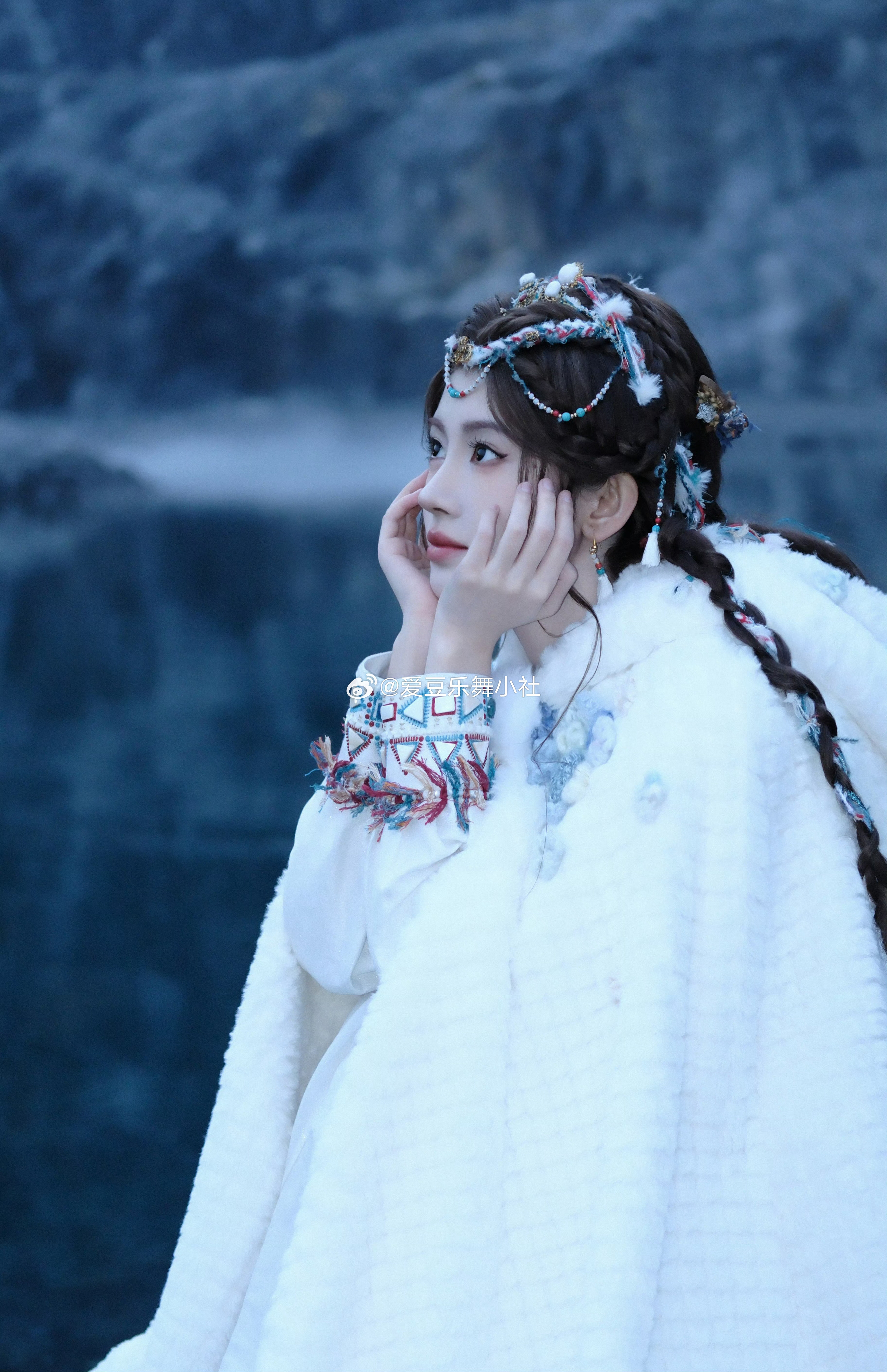 好像抱一个地珠回家