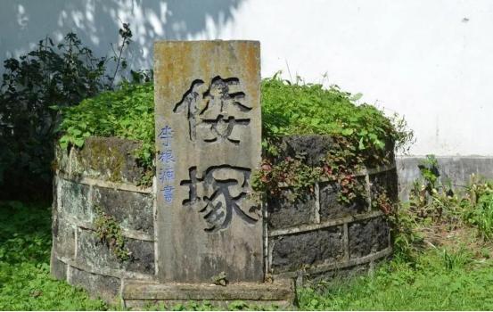 腾冲县政府第7次收到日方函件，对方提出投资3.5亿修高速换藏重康美的遗骸，日本人
