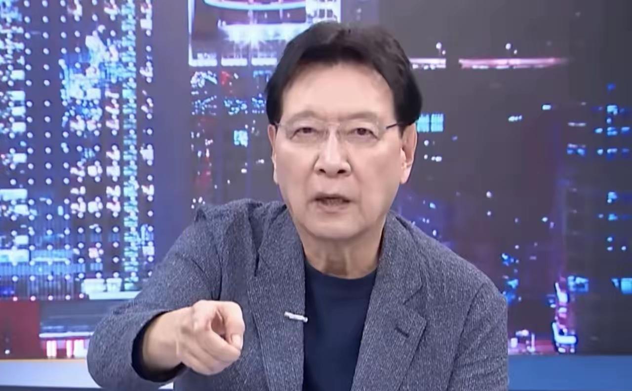 台湾媒体人赵少康5月8日在脸书发文称，“立院今天通过军购特别条例的数额7800亿