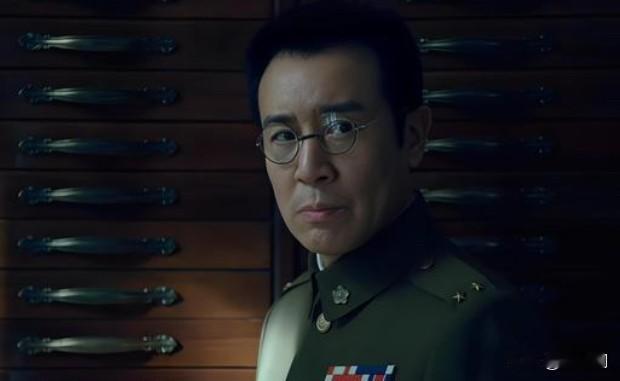 发现没？电视剧《沉默的荣耀》中没有特务直接对吴石将军用刑的镜头，吴石将军从被捕到