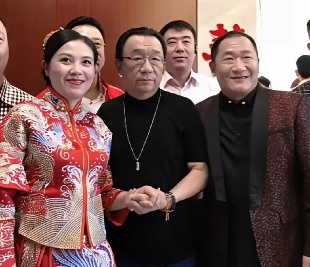 2018年3月18日，55岁的谢东在北京举行婚礼，妻子是谭静怡。几天后的3月24