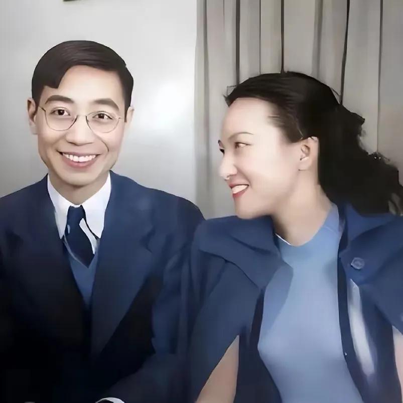 这张照片拍摄于1946年的美国，左边这位男士名叫郭永怀，右边这位美丽的女士，是他