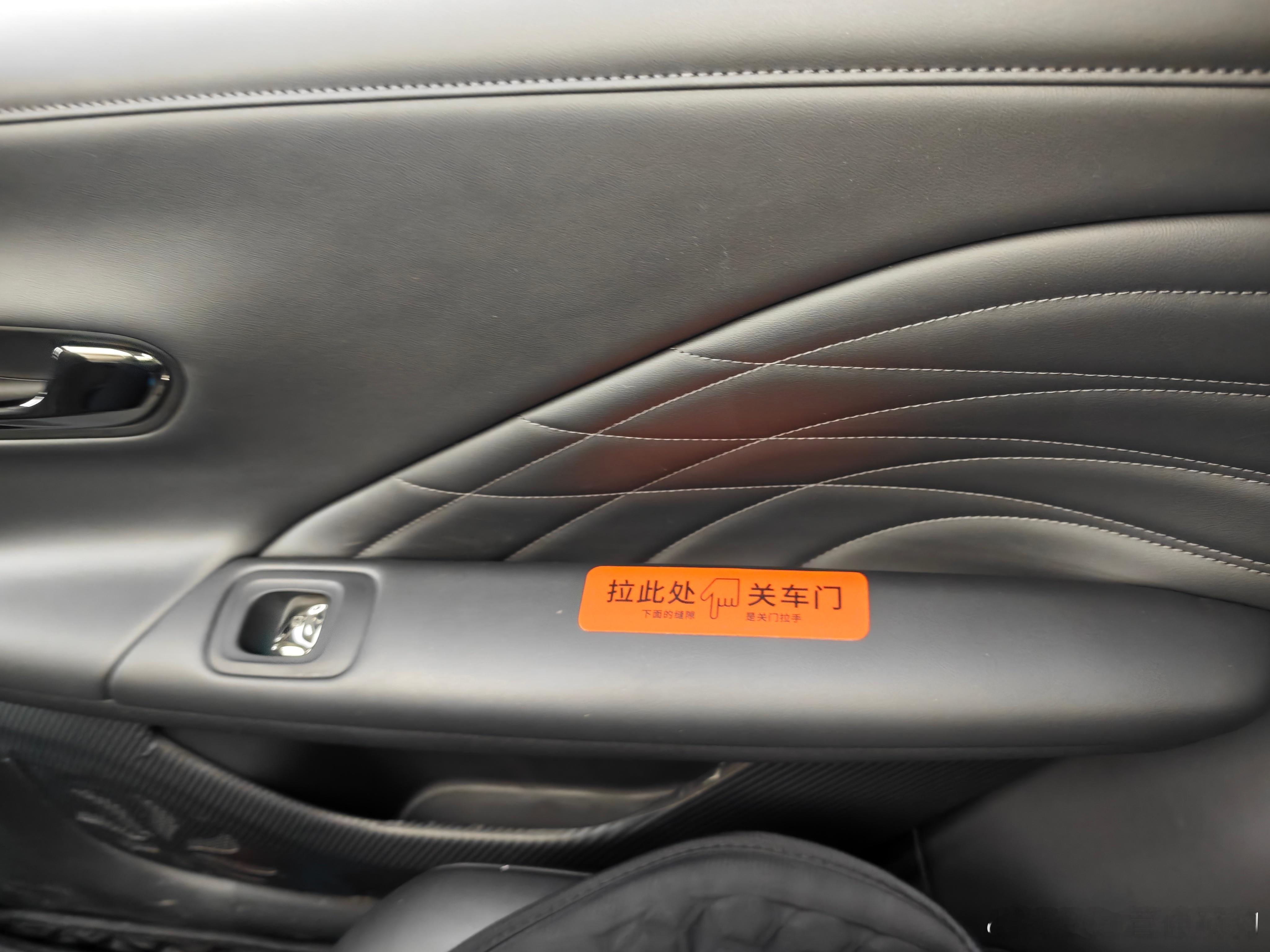 哈哈哈网约车司机应该是被问烦了