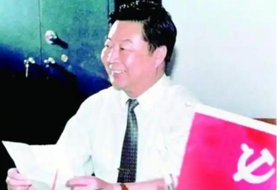 1990年，一省委副书记的家中突遭偷窃，扒手将家里翻了个底朝天，最终扬长而去，而
