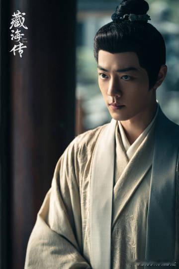 藏海传全员谈肖战藏海传演员对肖战的评价《藏海传》演员们谈及肖战在剧组的表现，都