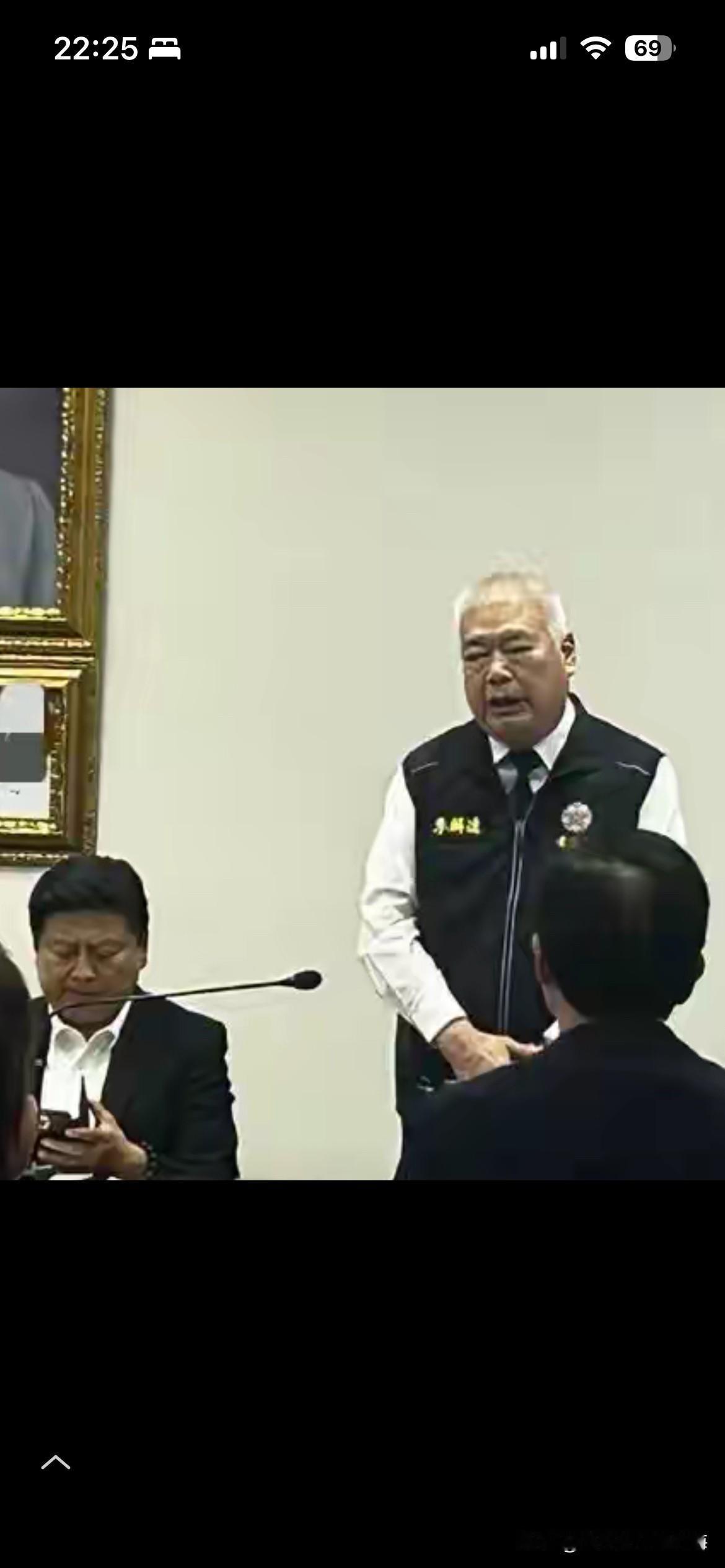 季麟连剑指韩国瑜！中国国民党副主席季麟连平时很少发言，但这次在中常会上却把枪口